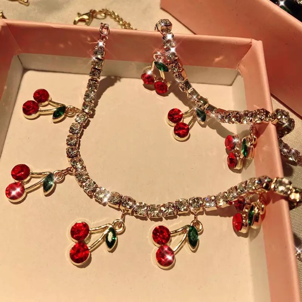 1 Crystal Cherry Charms Bracelet